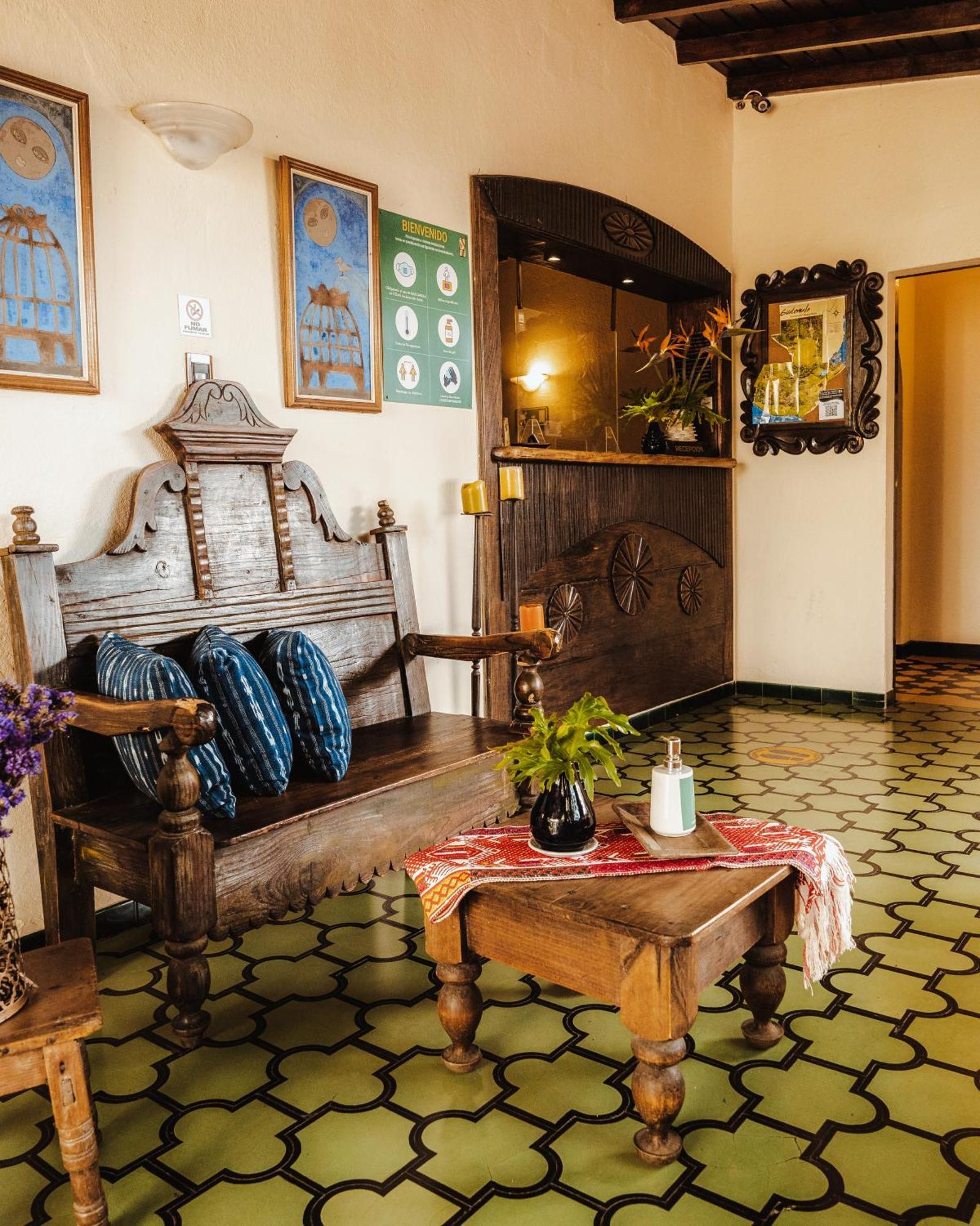 Hotel Ciudad Vieja Guatemala City Eksteriør bilde