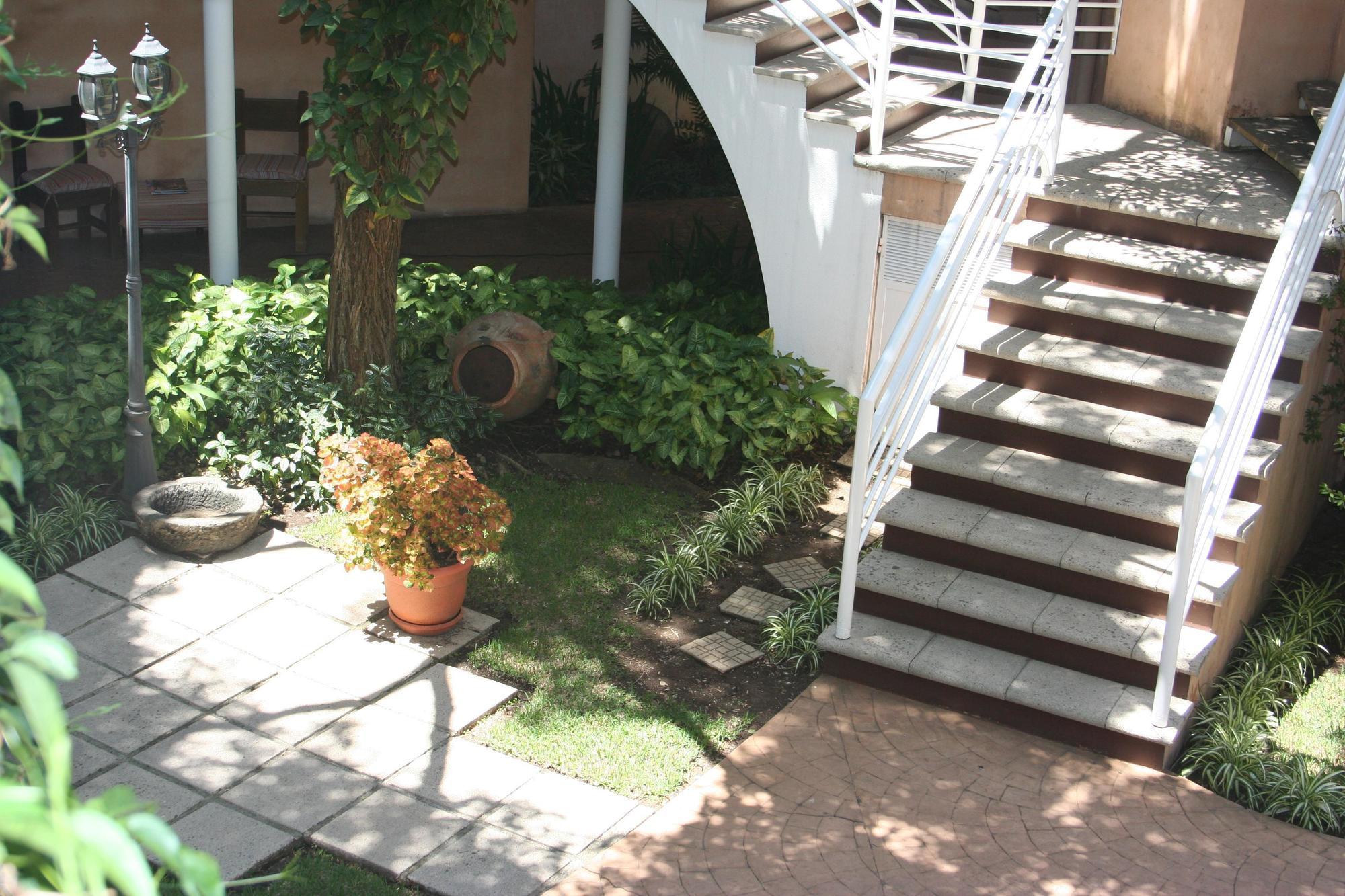 Hotel Ciudad Vieja Guatemala City Eksteriør bilde