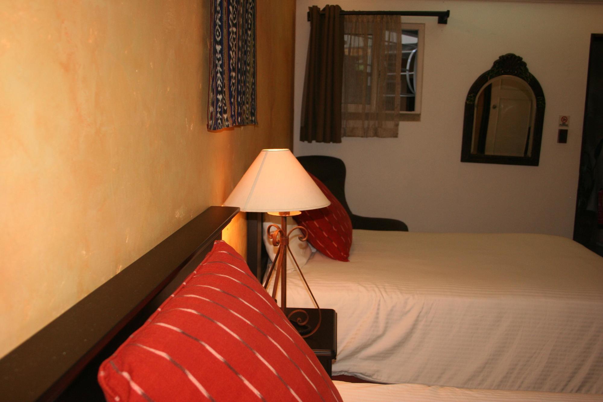 Hotel Ciudad Vieja Guatemala City Eksteriør bilde
