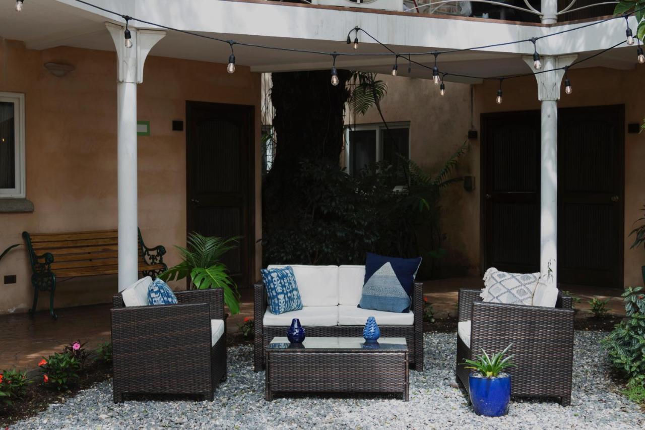 Hotel Ciudad Vieja Guatemala City Eksteriør bilde